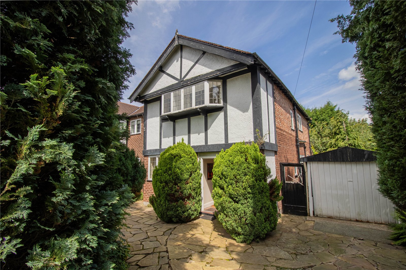 House for sale with 4 bedrooms in Rivington Road, Hale, Cheshire, WA15